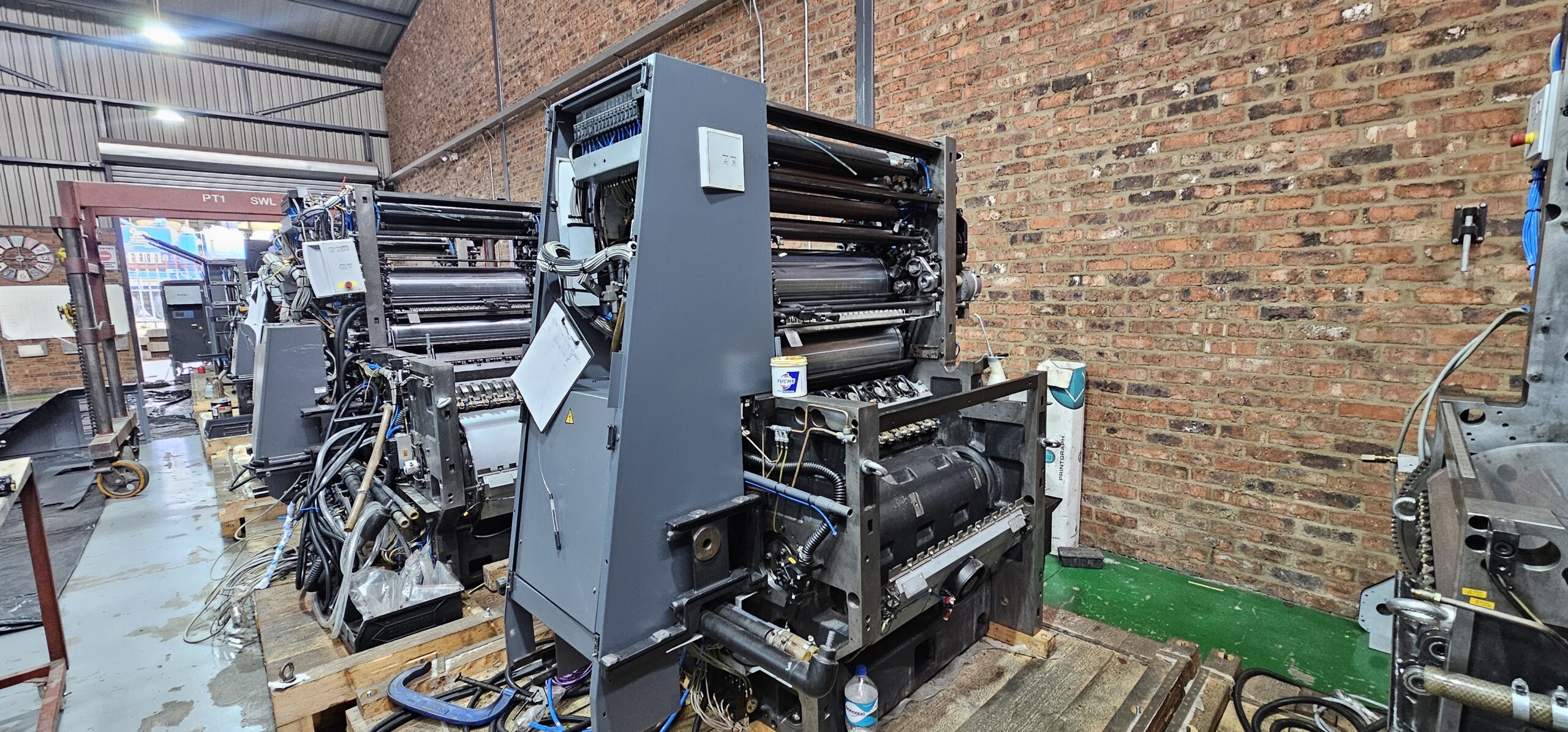 How Printing Businesses in the UAE Can Reduce Machine Downtime and Improve Productivity